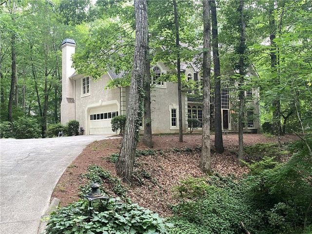 281 Oak Hammock Drive NW, Kennesaw, GA 30152