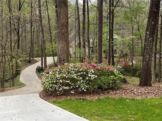 281 Oak Hammock Drive NW, Kennesaw, GA 30152