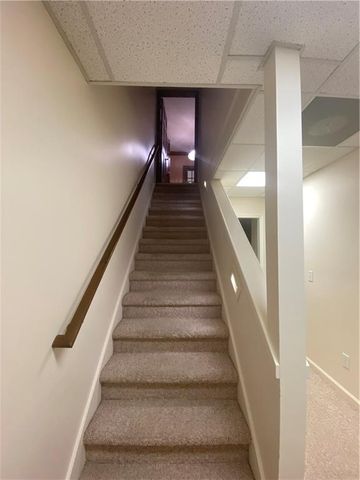 281 Oak Hammock Drive NW, Kennesaw, GA 30152