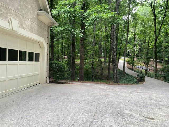 281 Oak Hammock Drive NW, Kennesaw, GA 30152