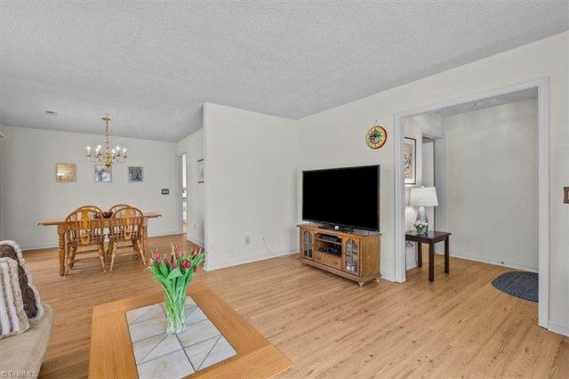 2612 Spring Bridge Circle, Greensboro, NC 27410