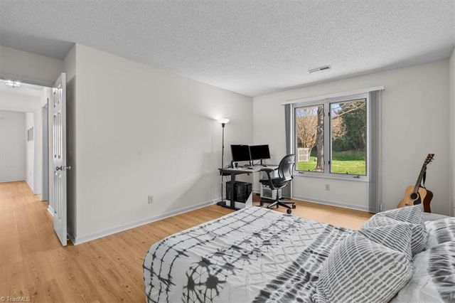 2612 Spring Bridge Circle, Greensboro, NC 27410