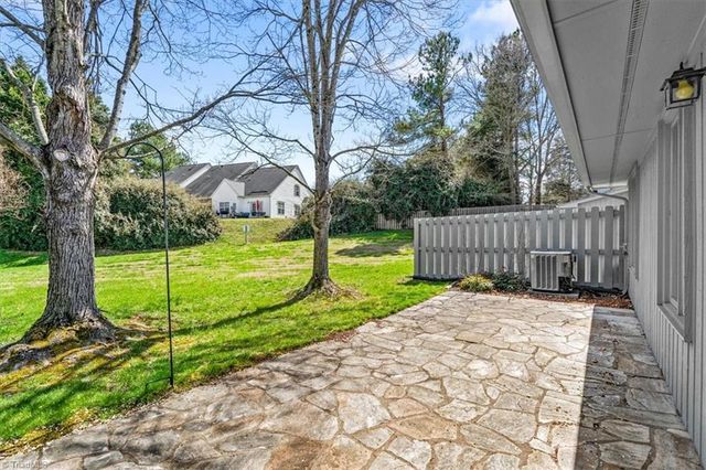 2612 Spring Bridge Circle, Greensboro, NC 27410