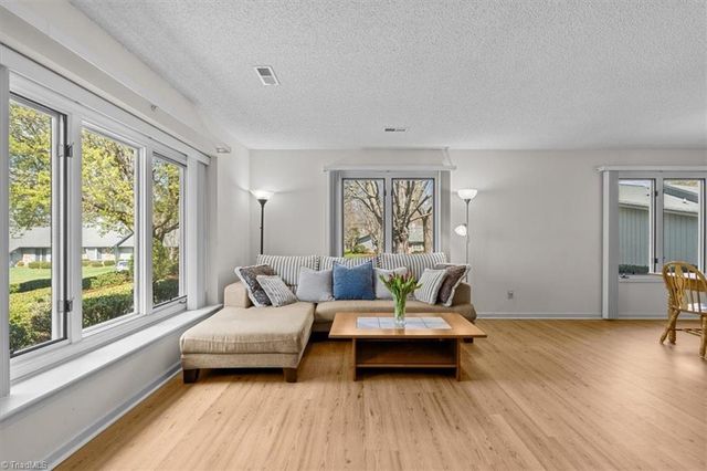 2612 Spring Bridge Circle, Greensboro, NC 27410