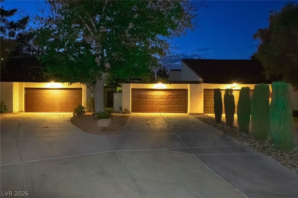 3022 Mirado Court, Las Vegas, NV 89121 — photo 2