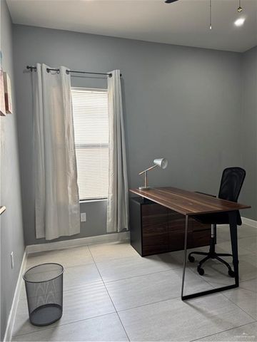 2022 Summerland Lane 4, Edinburg, TX 78541