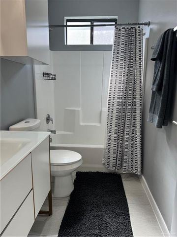 2022 Summerland Lane 4, Edinburg, TX 78541