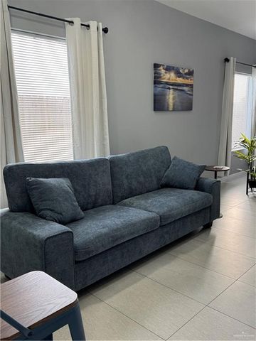 2022 Summerland Lane 4, Edinburg, TX 78541