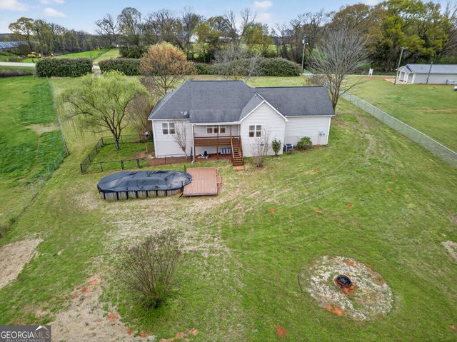 1211 Parham Town Road, Bowman, GA 30624