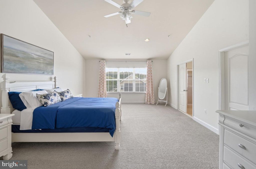 Image 13 of property listing at 232 EVELYNE ST, Chester, MD 21619