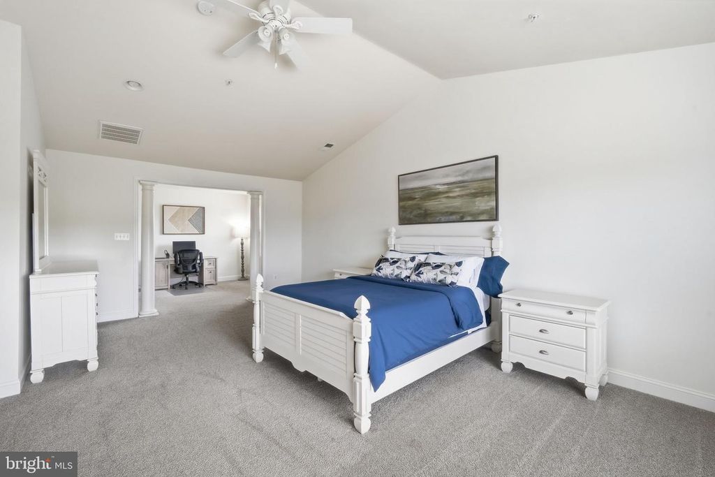 Image 15 of property listing at 232 EVELYNE ST, Chester, MD 21619