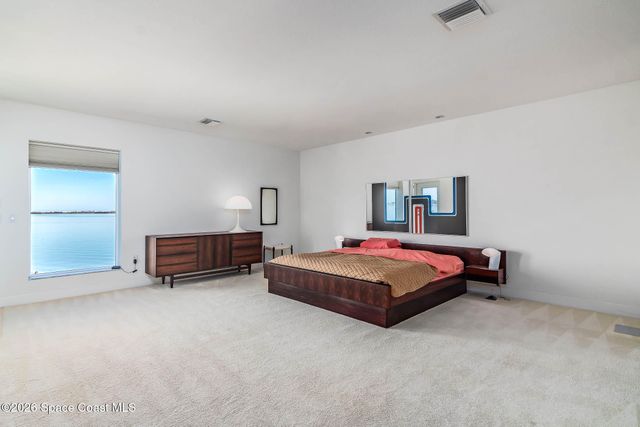 1870 Harbor Point Drive, Merritt Island, FL 32952