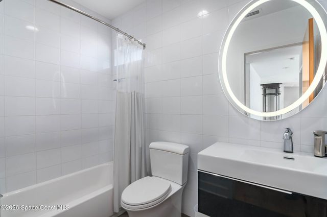 1870 Harbor Point Drive, Merritt Island, FL 32952