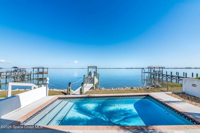 1870 Harbor Point Drive, Merritt Island, FL 32952