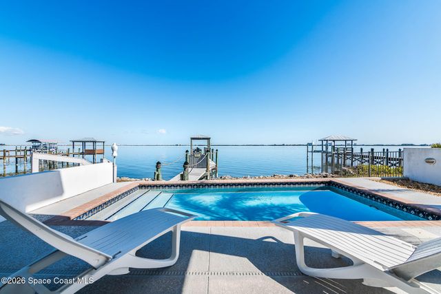 1870 Harbor Point Drive, Merritt Island, FL 32952