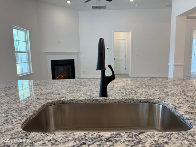 2101 Sandbrook Loop, Leland, NC 28451