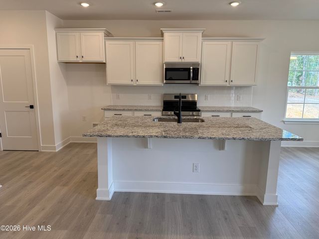 2101 Sandbrook Loop, Leland, NC 28451