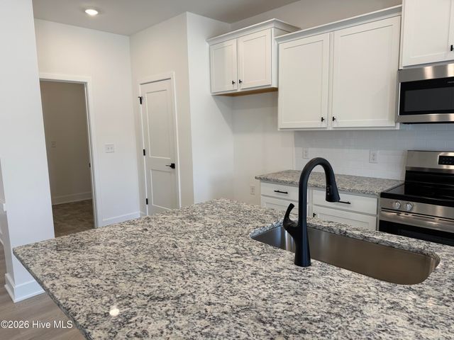 2101 Sandbrook Loop, Leland, NC 28451