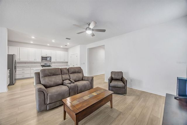 7882 LENNOX LOOP, Wesley Chapel, FL 33544