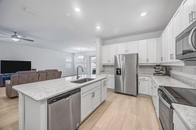 7882 LENNOX LOOP, Wesley Chapel, FL 33544