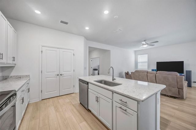 7882 LENNOX LOOP, Wesley Chapel, FL 33544