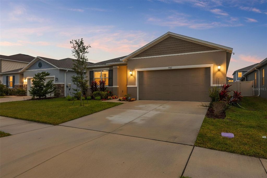 7882 LENNOX LOOP, Wesley Chapel, FL 33544