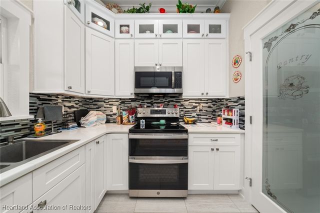 340 W Peabody Circle, Avon Park, FL 33825