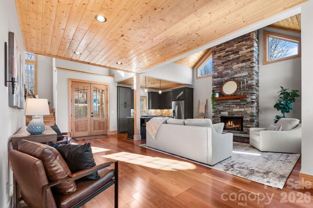 171 Pleasant View Drive, Vilas, NC 28692