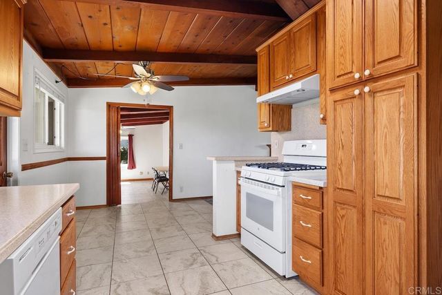 2600 Highland Drive, Carlsbad, CA 92008