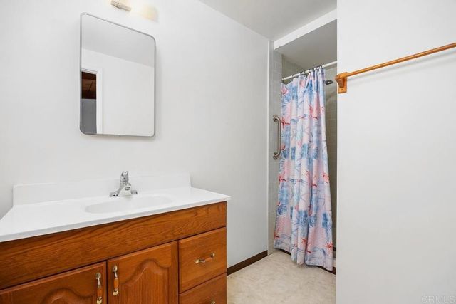 2600 Highland Drive, Carlsbad, CA 92008