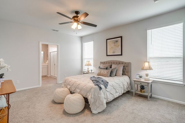 10025 Poinsett Way, Fort Worth, TX 76108