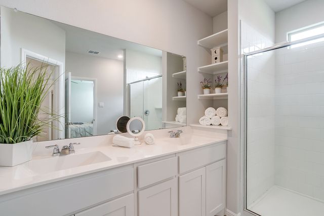10025 Poinsett Way, Fort Worth, TX 76108