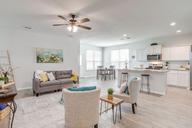 10025 Poinsett Way, Fort Worth, TX 76108