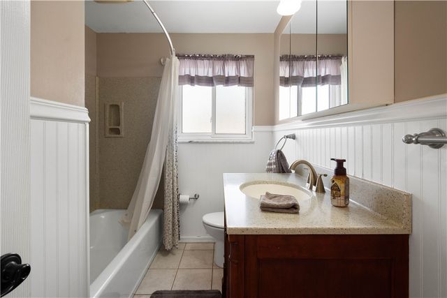 1740 Malor Dr, Baldwin Boro, PA 15227