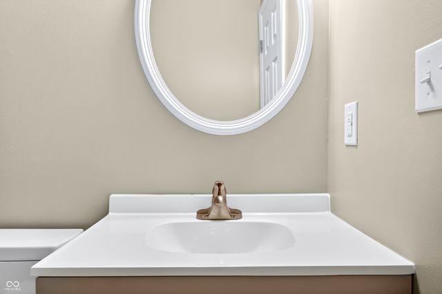 5617 Milhouse Road, Indianapolis, IN 46221