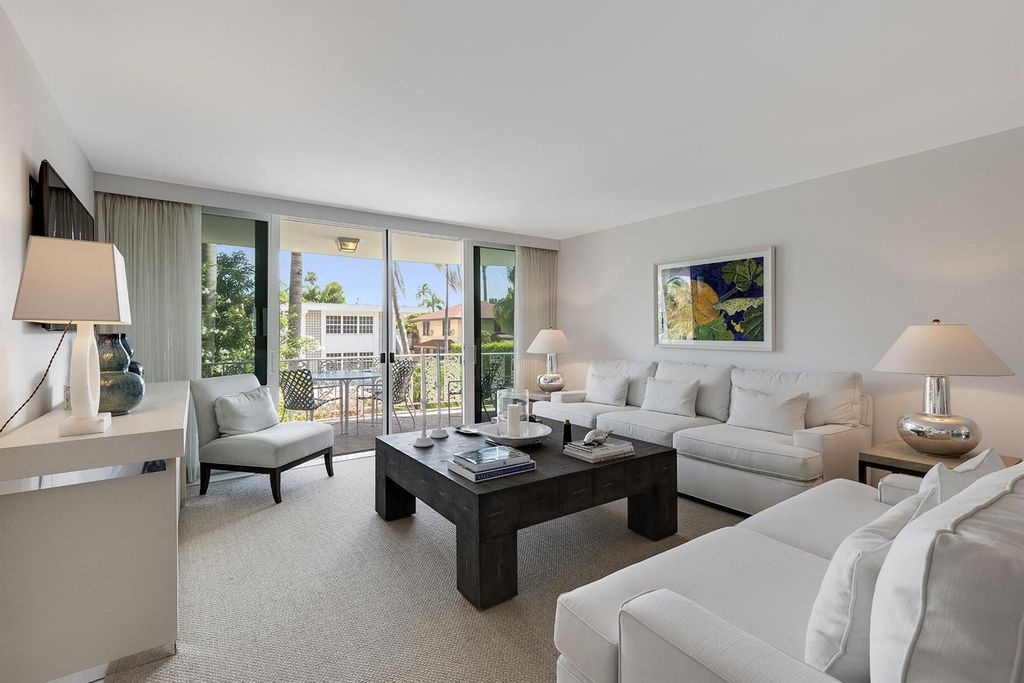 227 Australian Avenue 1e, Palm Beach, FL 33480