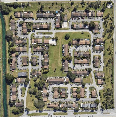28025 SW 142nd Court, Homestead, FL 33033