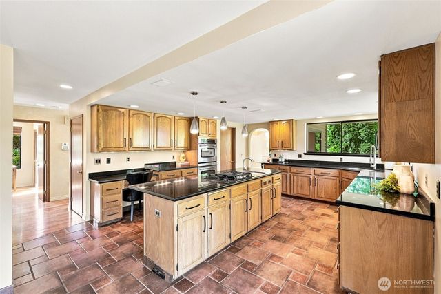 10517 47th Street E, Edgewood, WA 98372