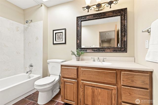 10517 47th Street E, Edgewood, WA 98372