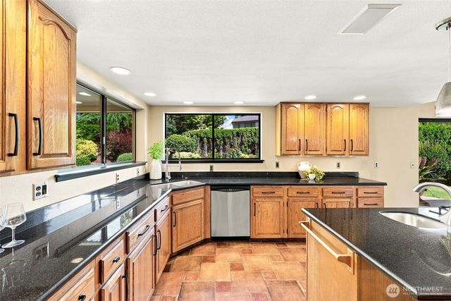 10517 47th Street E, Edgewood, WA 98372
