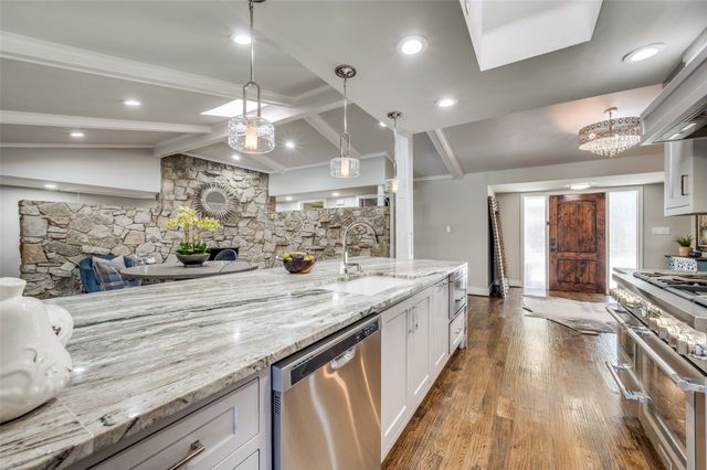 3245 Latham Drive, Dallas, TX 75229