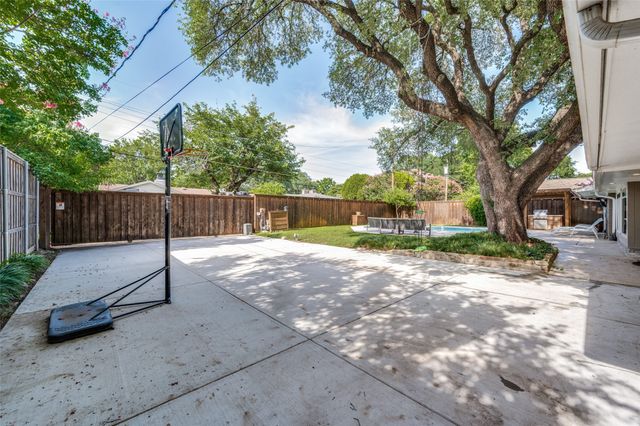 3245 Latham Drive, Dallas, TX 75229
