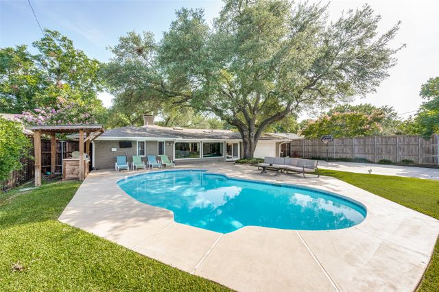 3245 Latham Drive, Dallas, TX 75229