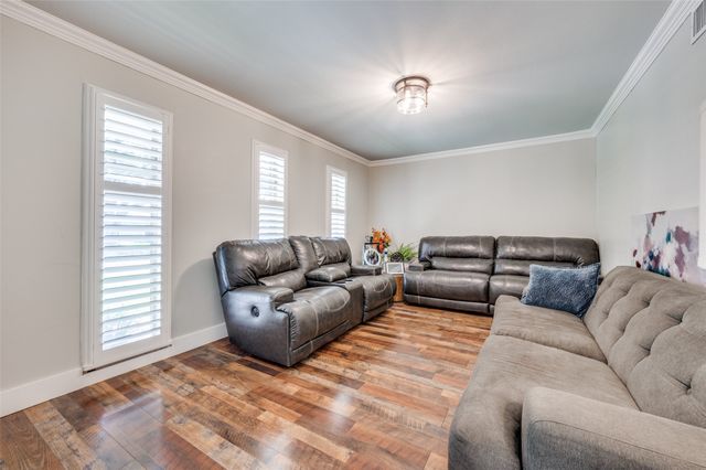 3245 Latham Drive, Dallas, TX 75229