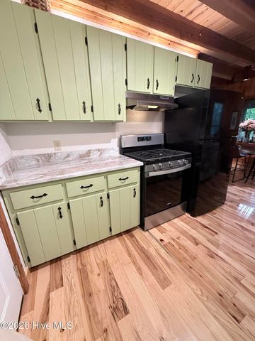 1096 Mount Tabor Road, Topton, NC 28781
