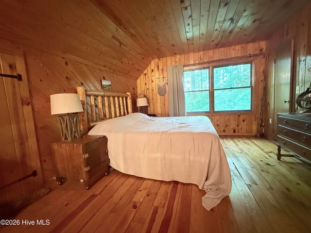 1096 Mount Tabor Road, Topton, NC 28781