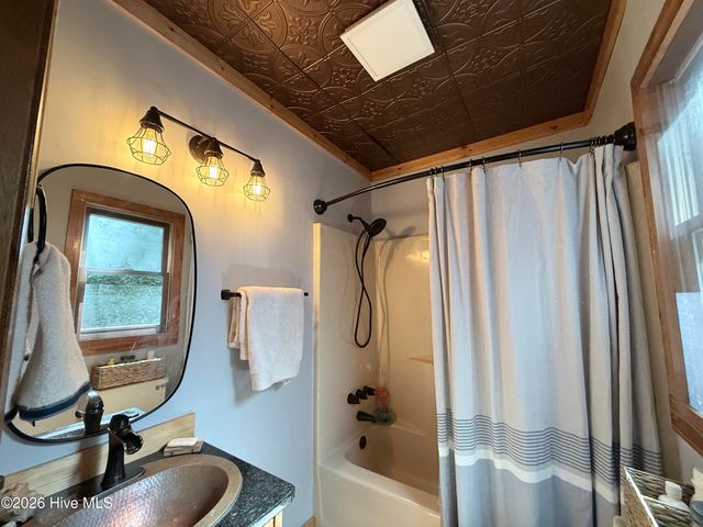 1096 Mount Tabor Road, Topton, NC 28781