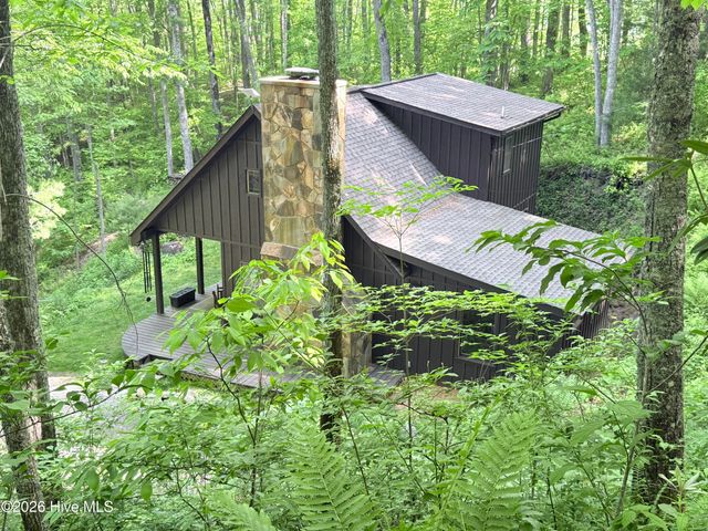1096 Mount Tabor Road, Topton, NC 28781