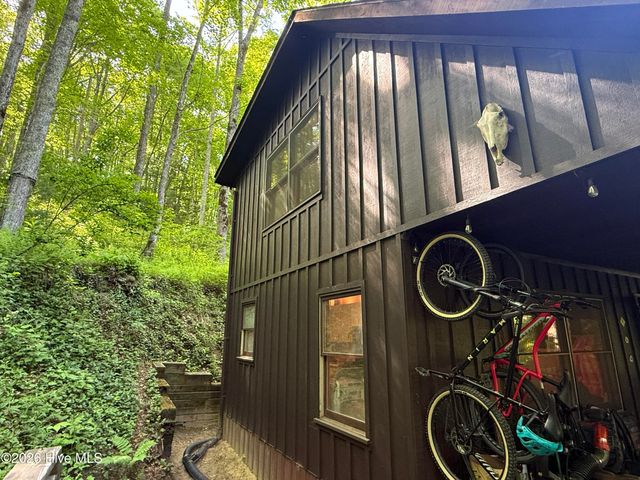 1096 Mount Tabor Road, Topton, NC 28781