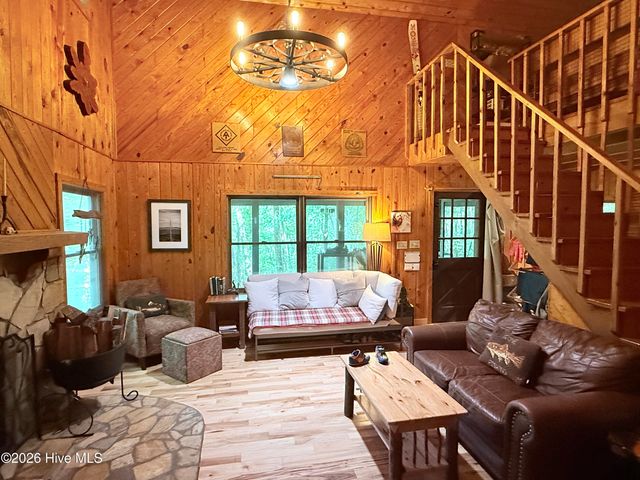 1096 Mount Tabor Road, Topton, NC 28781